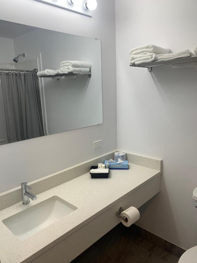 Nor Villa Hotel 温尼伯 外观 照片